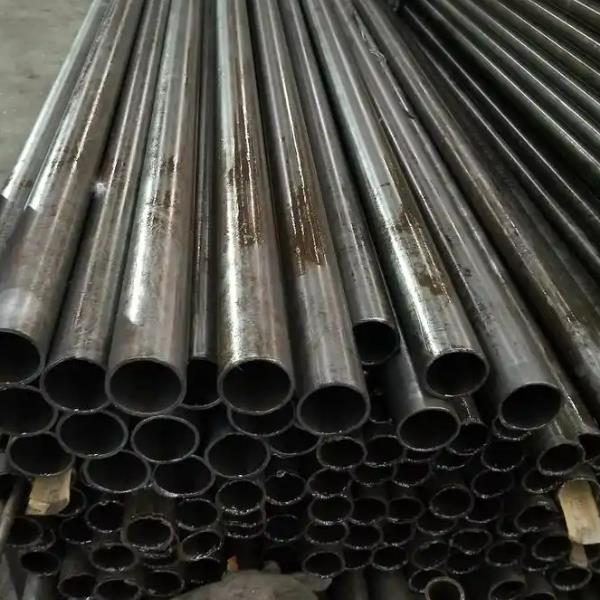 山東45號(hào)精密無(wú)縫管現(xiàn)貨