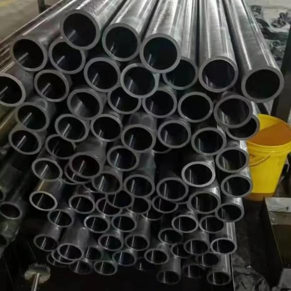 山東45號(hào)精密無(wú)縫管現(xiàn)貨商